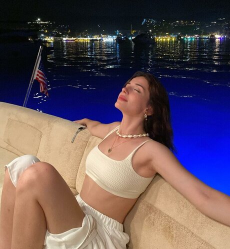 ebrarkrbkn nude onlyfans leaks