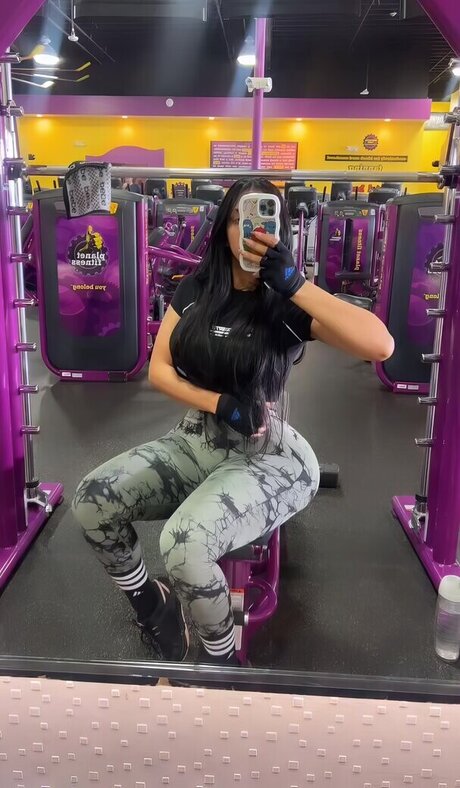 Yinett Baez boobs onlyfans