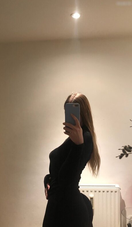 Sara ncx onlyfans nude leak