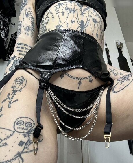 chl0lunaa onlyfans leaks nudes