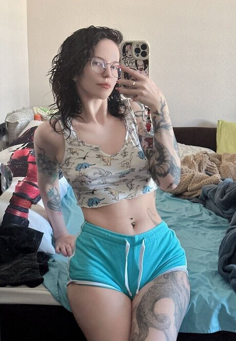 BakaFuwa onlyfans page