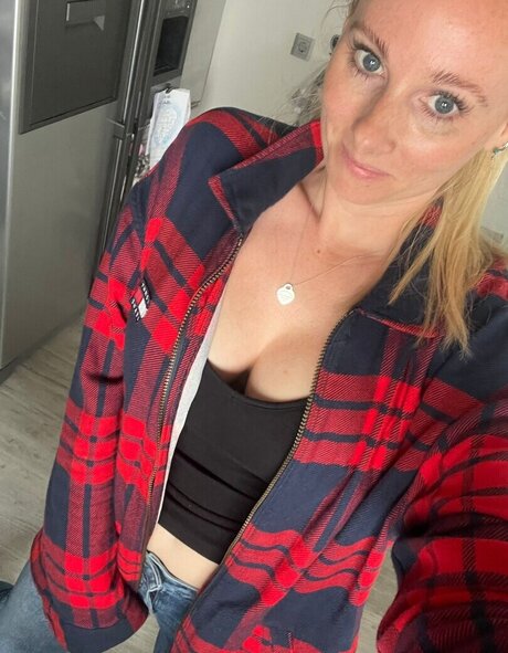 Jacqueline Sparrow naked onlyfans pics