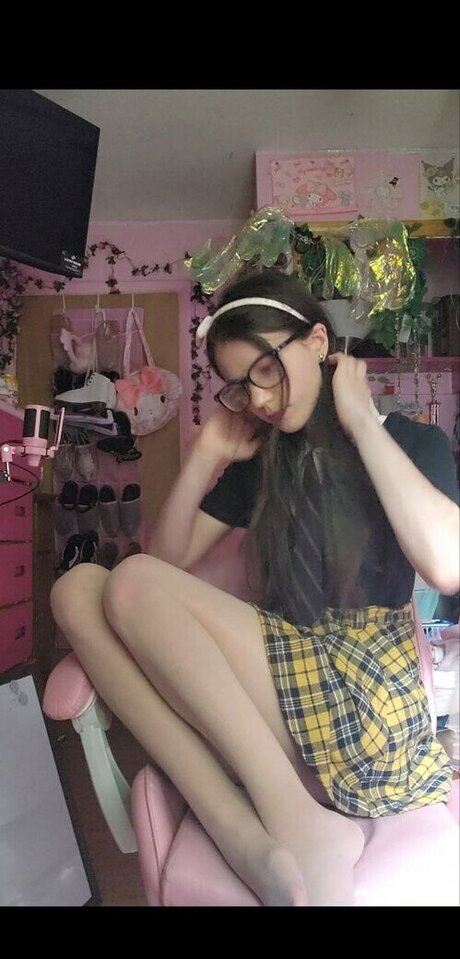 Ariel Harris onlyfans striptease