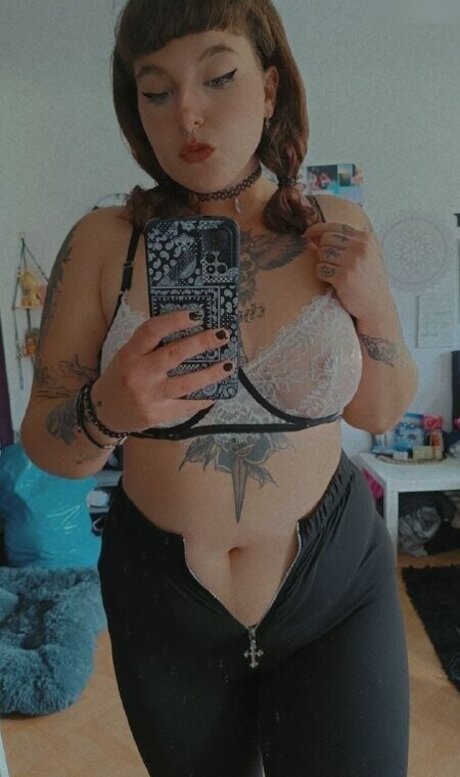 xlenaa official onlyfans sex tape