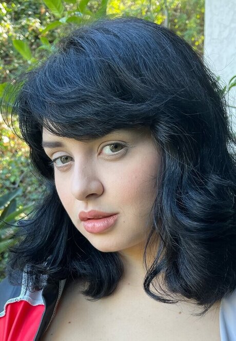 Leda Lotharia nude onlyfans leaked