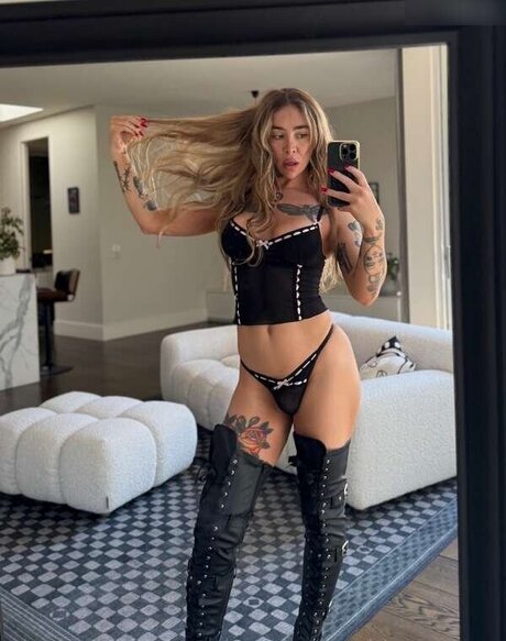 TS Angel yesangelgirl_ hot onlyfans