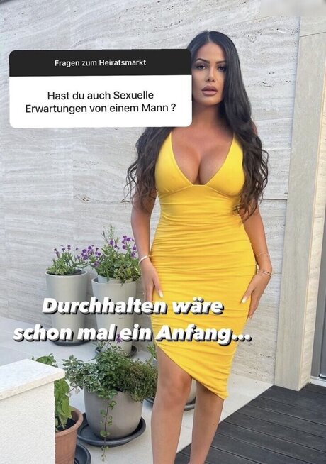 Roaya Soraya onlyfans page