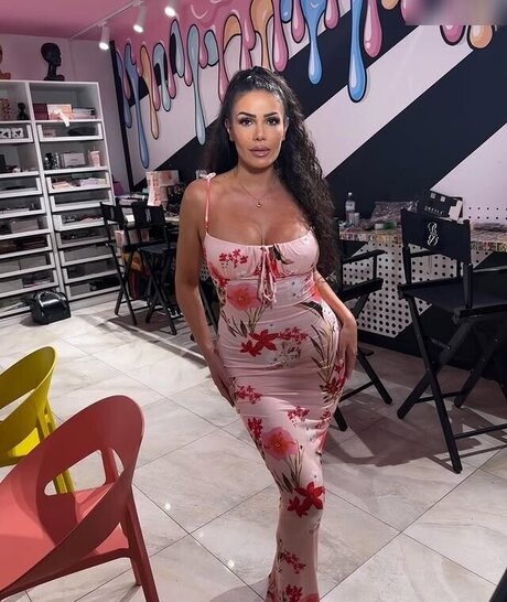 Roaya Soraya onlyfans pics nude