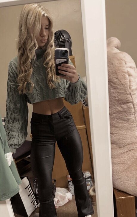 Lauren Creon naked onlyfans