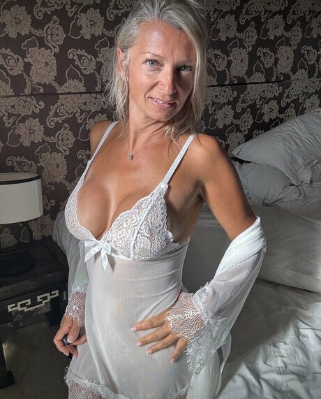 Mariamaria babes onlyfans creator