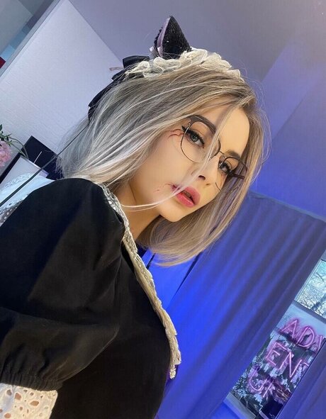 GloriaMatvien leaked onlyfans content