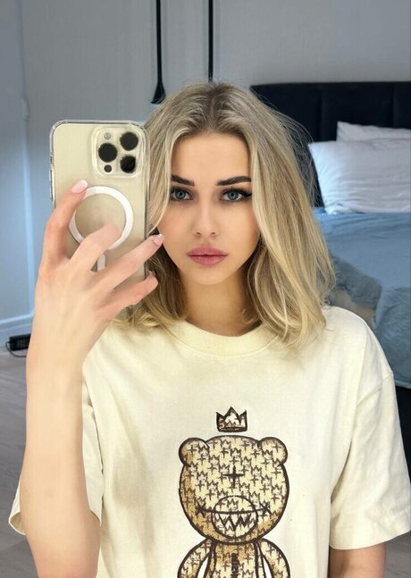 GloriaMatvien leaks onlyfans