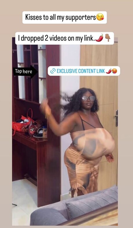 Busty Vivian only fans leaks porn