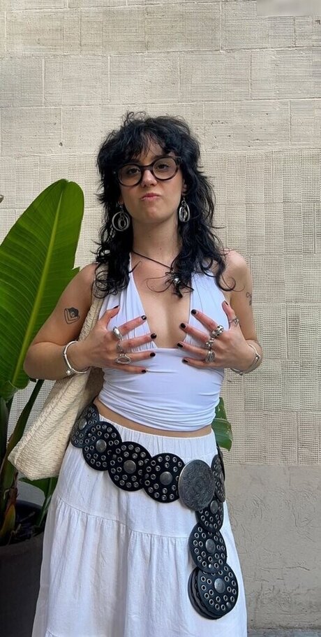 Dina Ratner only fans photos