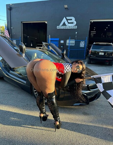 NyNyirene onlyfans nudes leaks