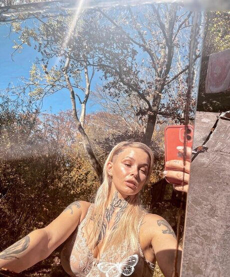 Edith Stehfest strip onlyfans