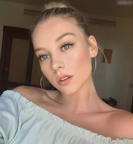 Ester Exp sito leak only fans