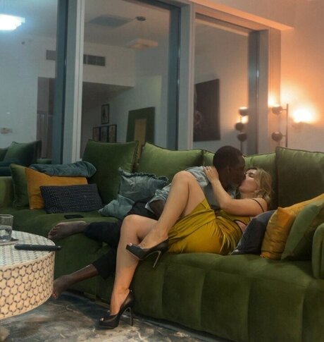 Laranosk Laranovskvip onlyfans leaked tits