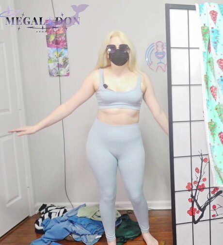 MegalodonVT onlyfans strip tease