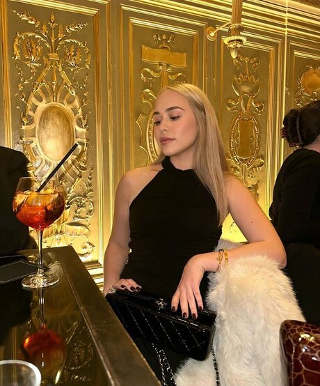 Agnessa Kosogon only fans pic