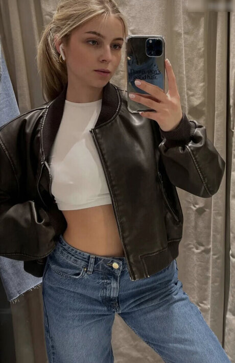 Lea Breuer onlyfans free