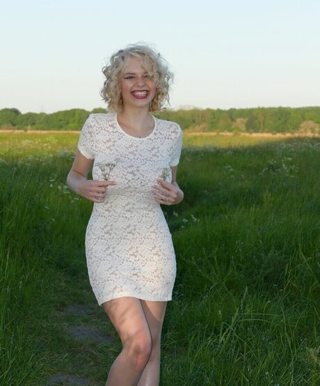 Leni Bahr onlyfans mega