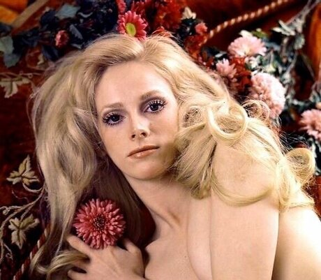 Sondra Locke onlyfans x