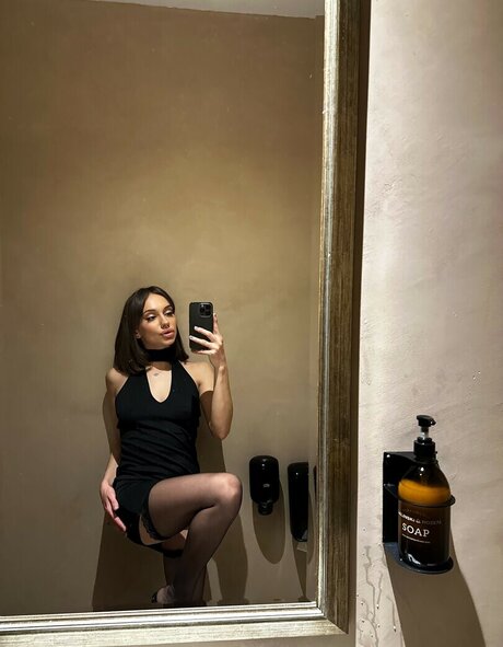 Prima Bella nude porn onlyfans