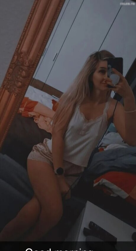 its sunny93 onlyfans leak porn