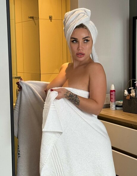 Love is alina_ feet onlyfans