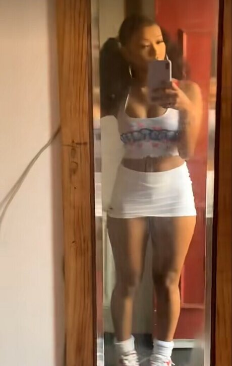 goldenbihxo onlyfans nide