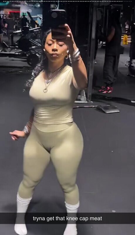 goldenbihxo naked onlyfans leaked