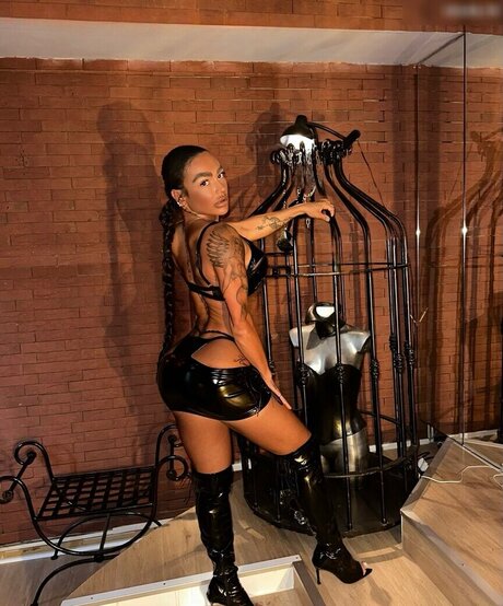 Anny Marry onlyfans pics