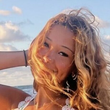 Jailyn Como onlyfans nude tits