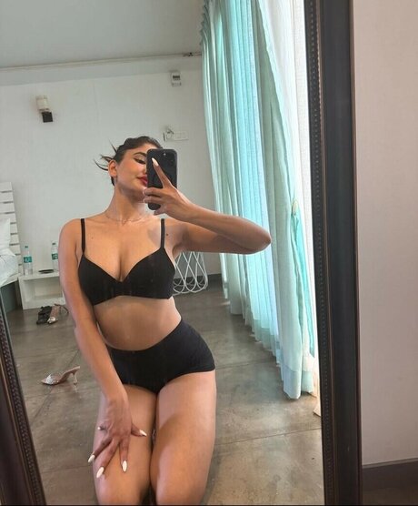 Rachel Sharma onlyfans naked