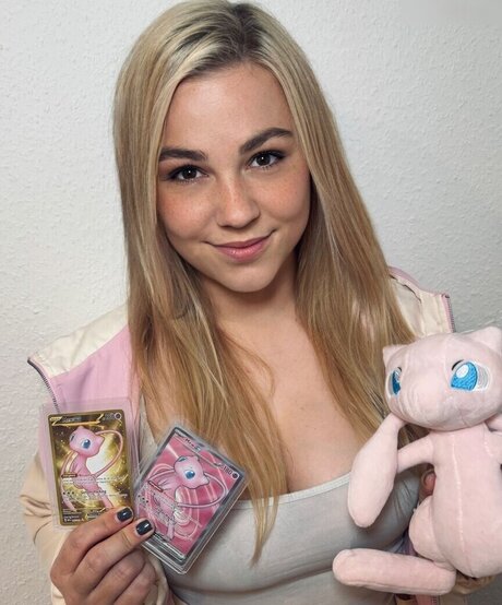 Facialize Me new onlyfans leak