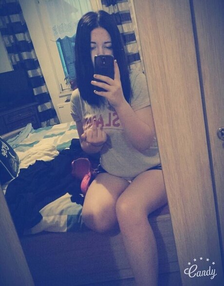 Laura Knoblauch hot onlyfans