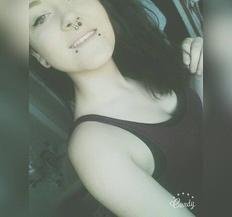 Laura Knoblauch onlyfans naked