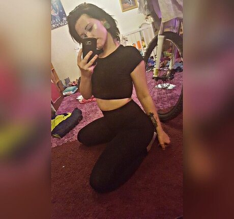 Laura Knoblauch onlyfans porn leaked