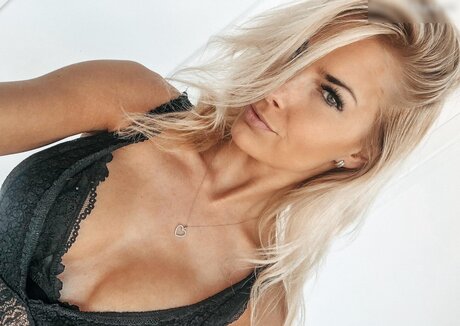 Isi Gl ck onlyfans leaj