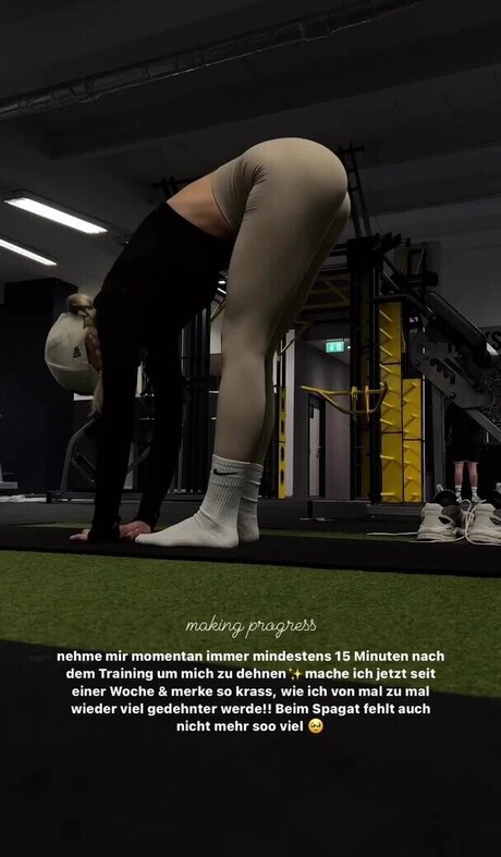 Lina D ren onlyfans model photo