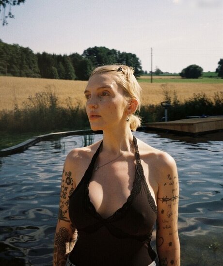 Mia Morgan onlyfans mega