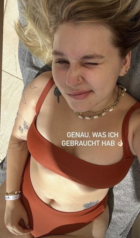 Viky kid ass onlyfans