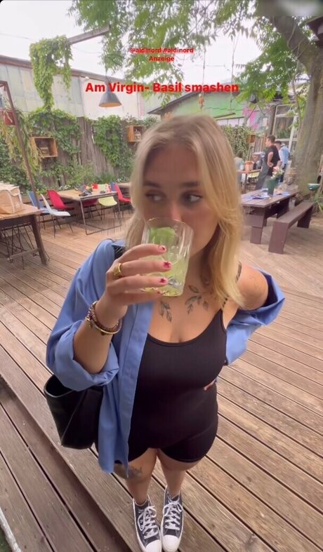 Viky kid desnuda onlyfans