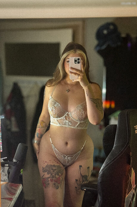 Feneliactx onlyfans leaked photos