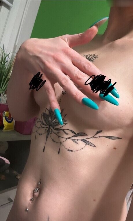 Nicole Anna onlyfans exposed