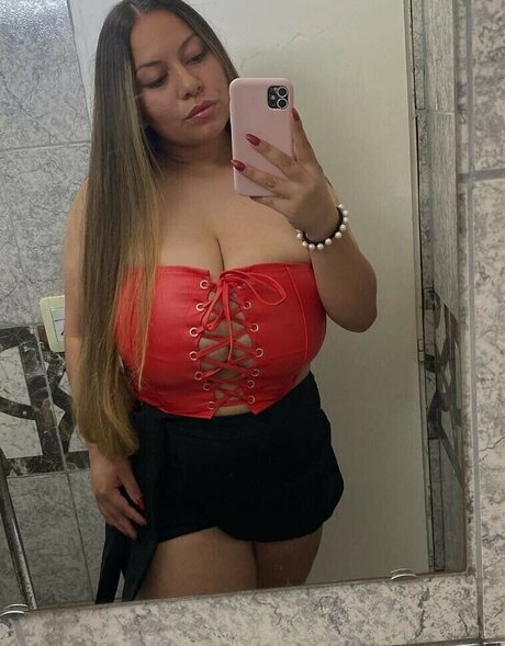 Yessi Sabatino naked onlyfans leak