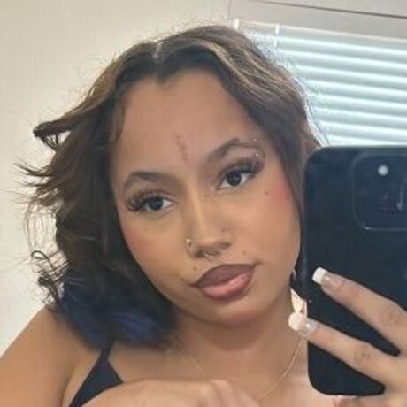 Maya Quinn onlyfans leaked pics