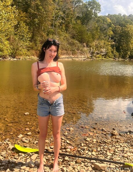 Anne Freak only fans content