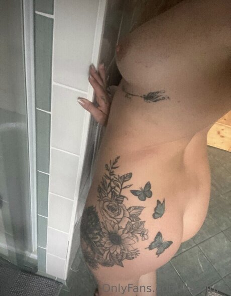 Lena Johanna boobs onlyfans